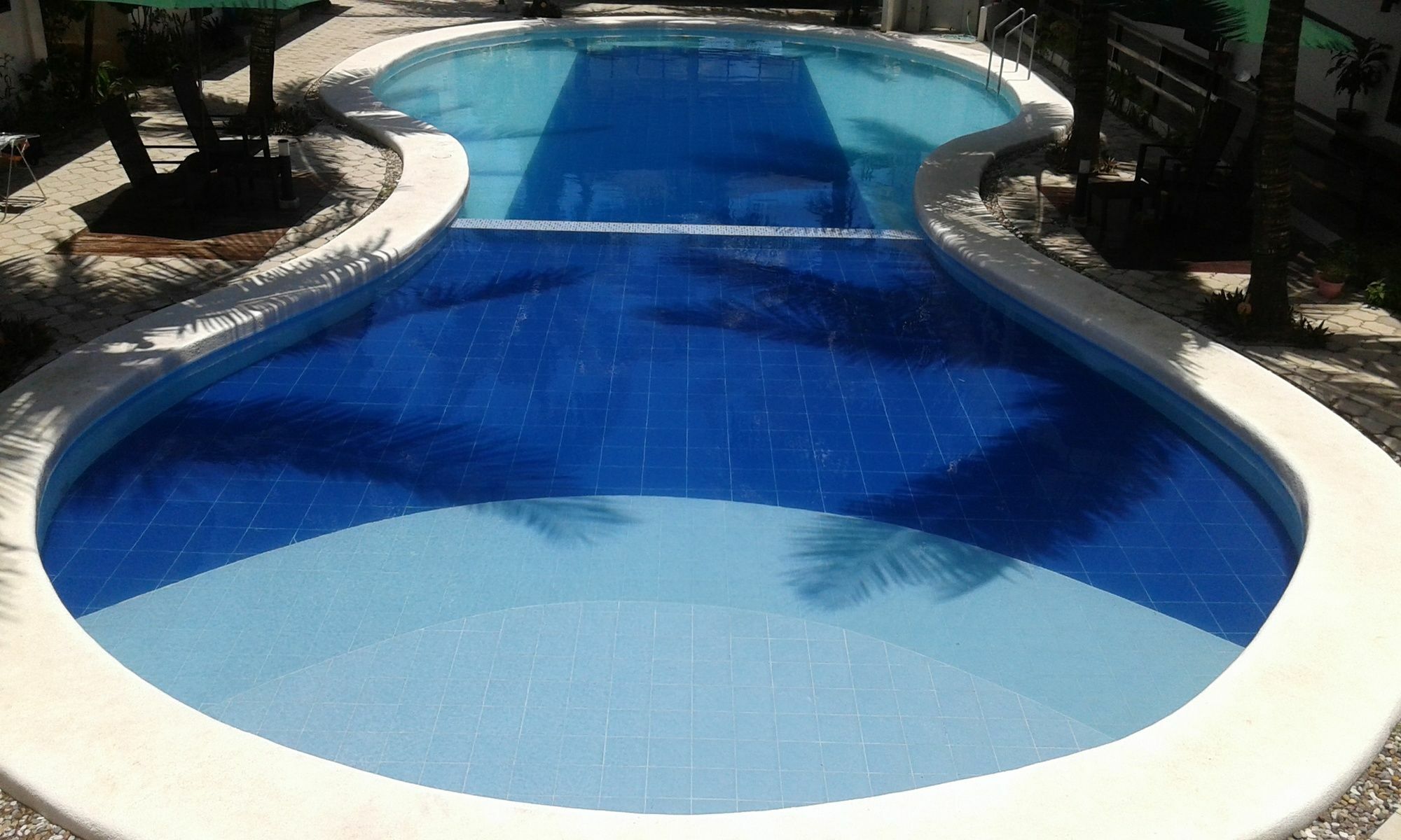 Feliness Resort Manoc-Manoc Kültér fotó