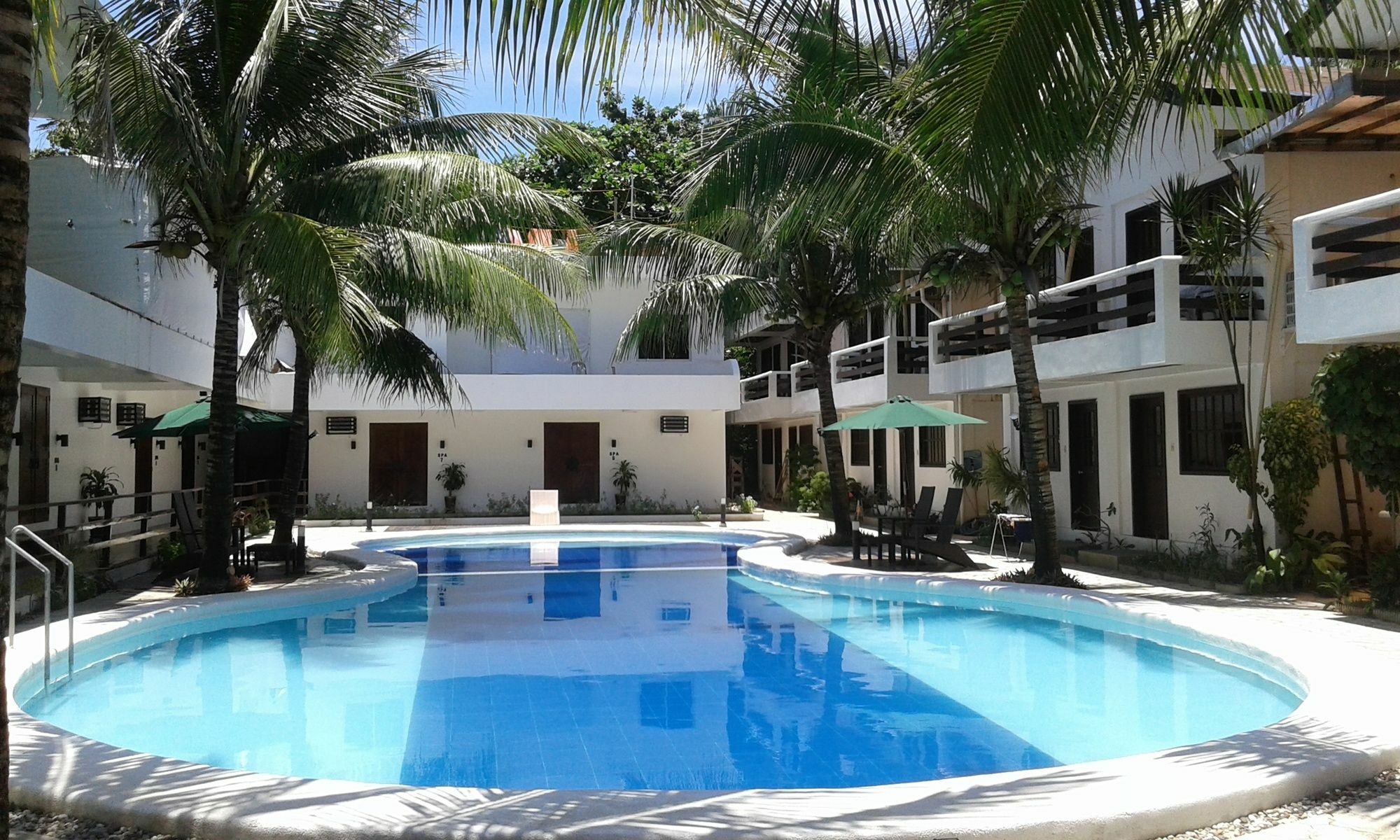 Feliness Resort Manoc-Manoc Kültér fotó