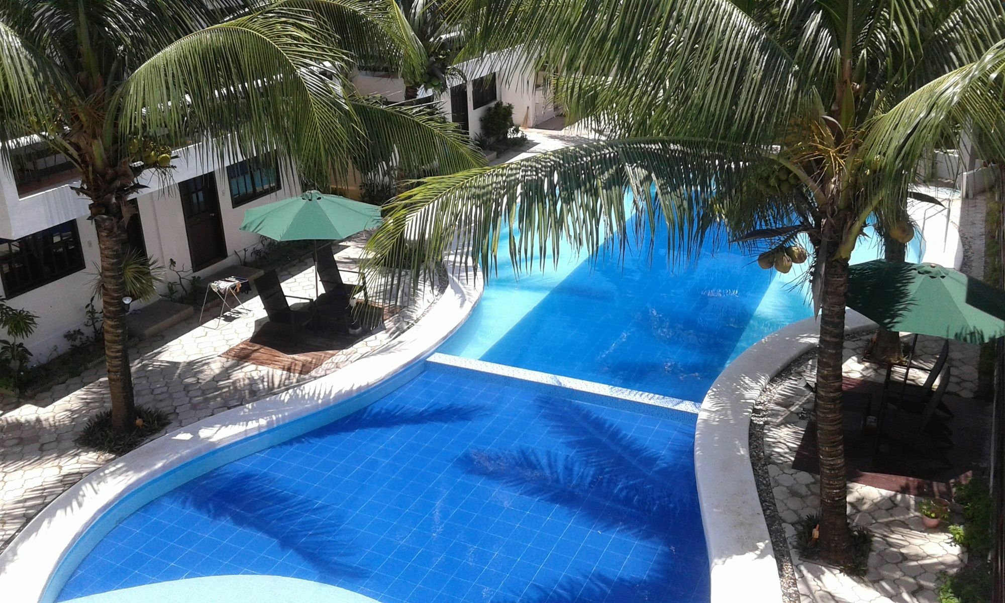 Feliness Resort Manoc-Manoc Kültér fotó