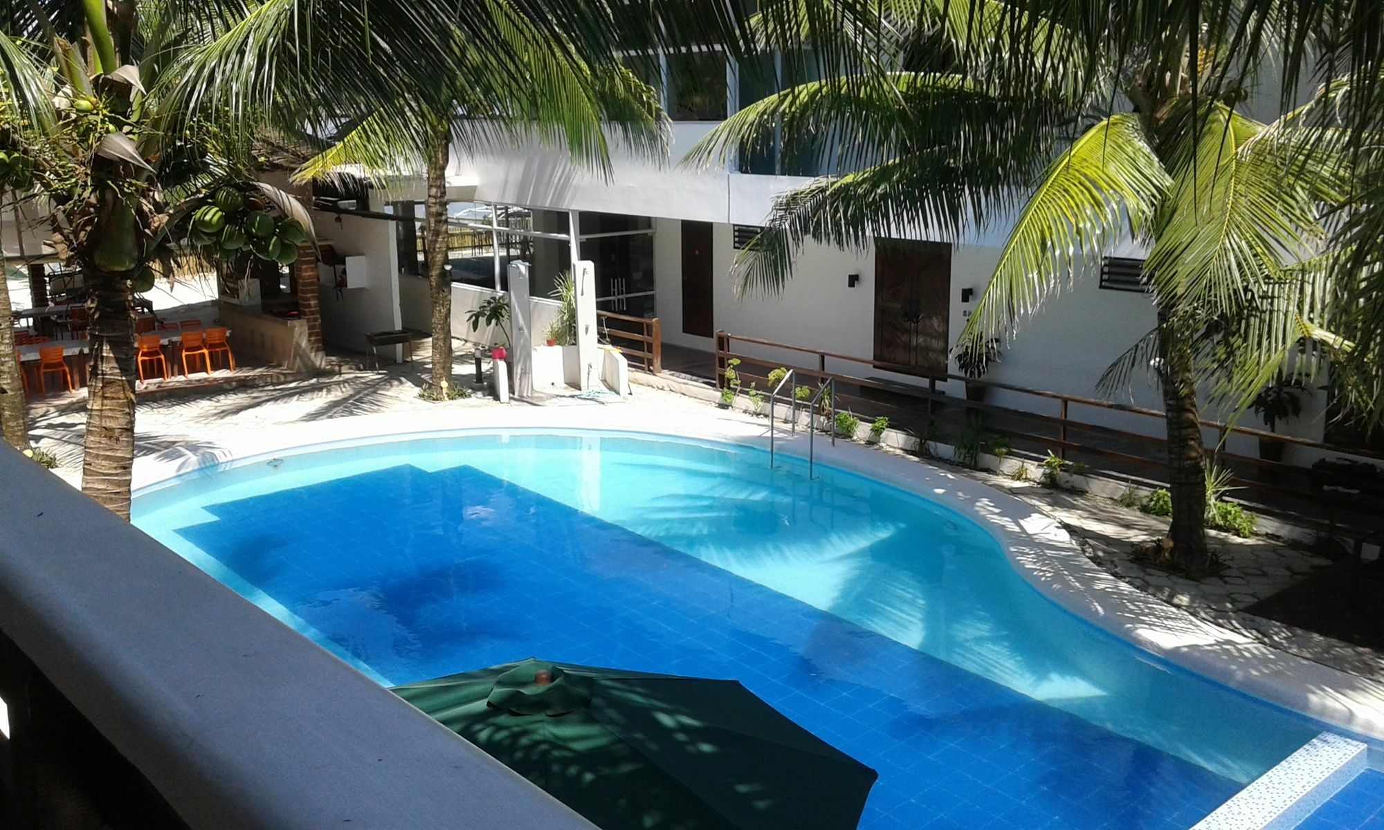 Feliness Resort Manoc-Manoc Kültér fotó