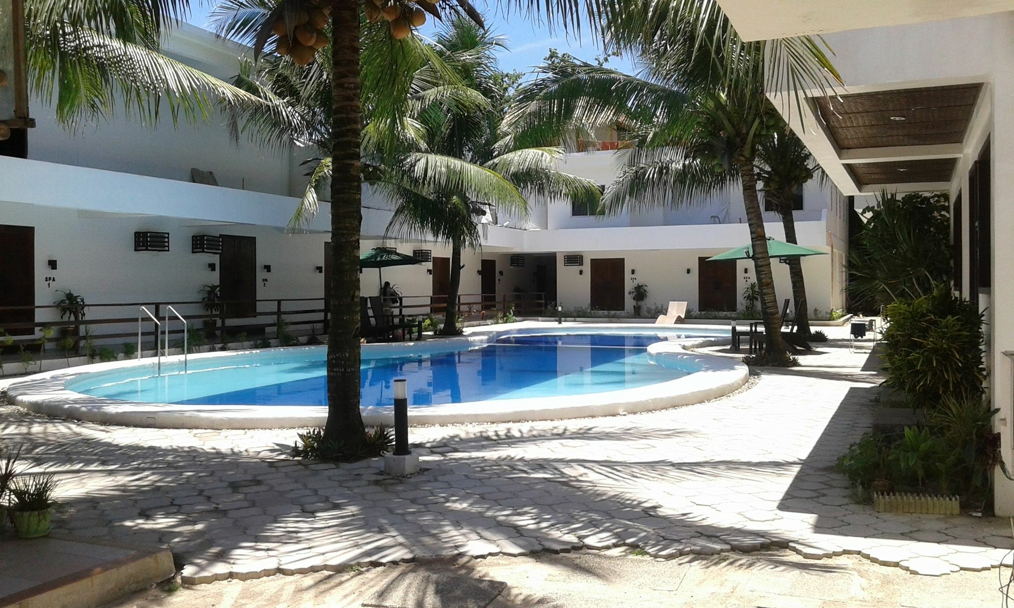 Feliness Resort Manoc-Manoc Kültér fotó